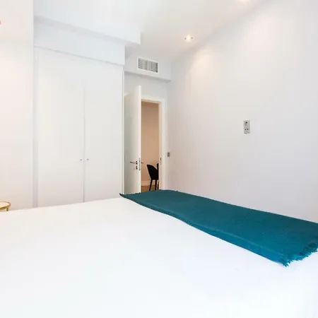 Your In Palácio Do Bairro Alto